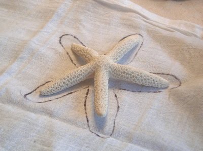 Starfish Craft: Easy Beach Wall Art - Angie Holden The Country Chic Cottage
