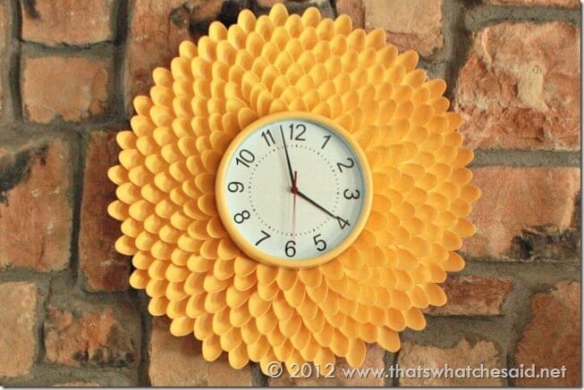 DIY Chrysanthemum Clock by Thats What Che Said