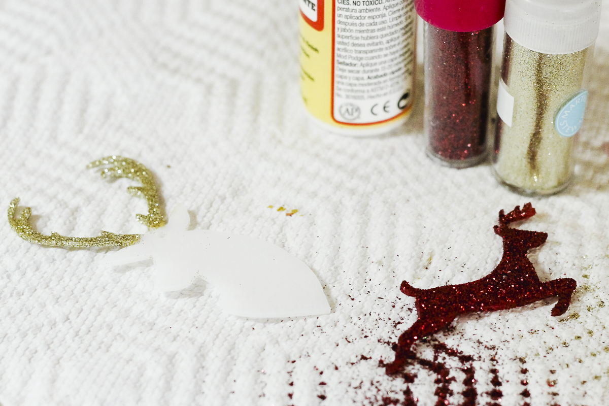 how to add glitter to shrinky dinks