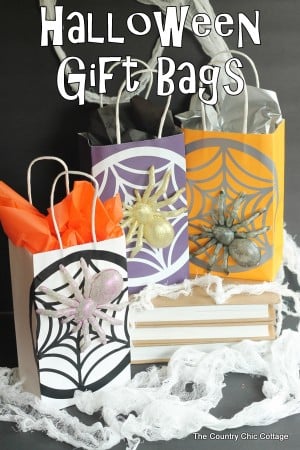 Diy Halloween Gift Bags Ideas You Can Make - Angie Holden The Country 