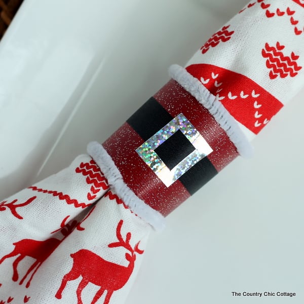 Make Santa Napkin Rings in Minutes! - Angie Holden The Country