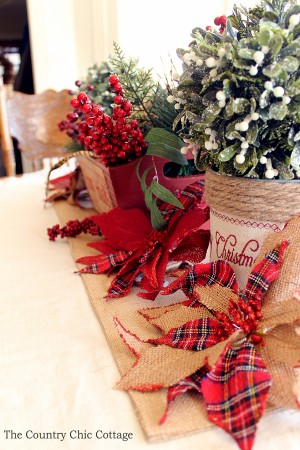 Table Centerpiece for Christmas - Angie Holden The Country Chic Cottage