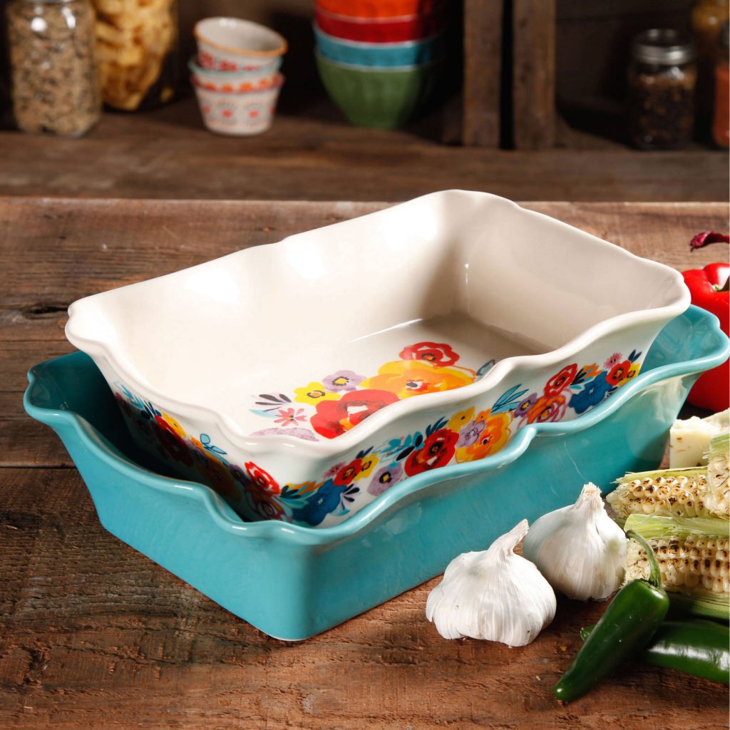 The Pioneer Woman Kitchen Items  Baking Dishes, Bowls + More