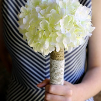 Learn how to make a wedding bouquet with a few simple items! A quick and easy project for your DIY wedding!
