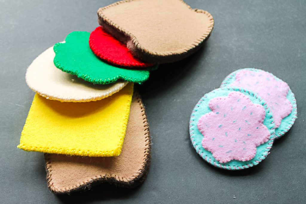 DIY Felt Food with a Cricut Machine | The Country Chic Cottage