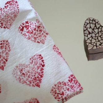 Great quick and easy Valentine's Day crafts that can be made in 15 minutes or less!