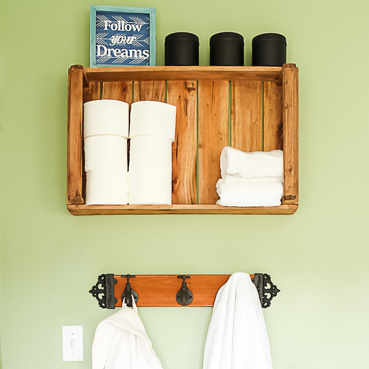 DIY Rustic Towel Rack from Pipes - Angie Holden The Country Chic