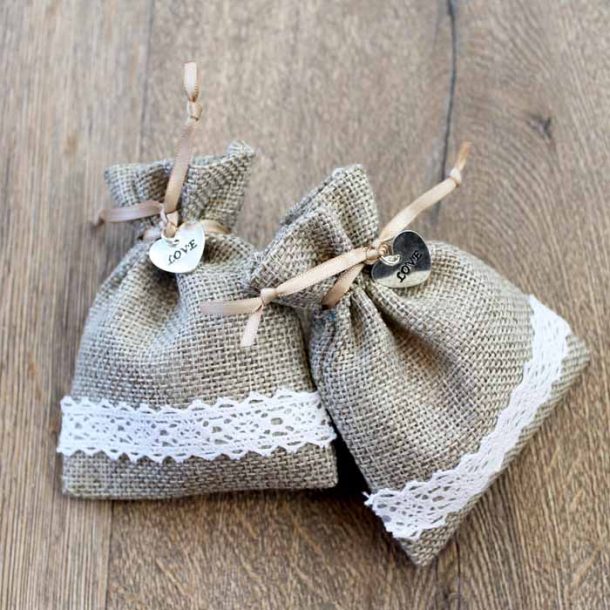 Burlap Wedding Favor Bags - Angie Holden The Country Chic Cottage