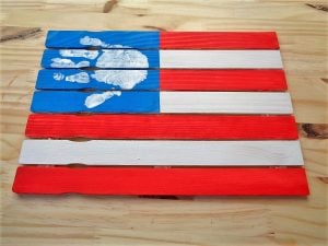 How to Create a Simple but Fun Patriotic Craft by Kreative is Kinder