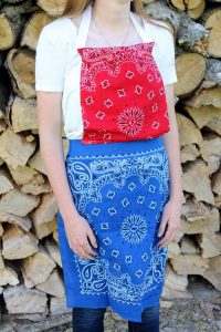 DIY Apron: Made from Bandannas - Angie Holden The Country Chic Cottage