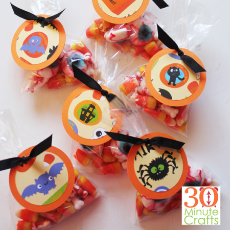 Halloween Treat Bag Tags DIY by 30 Minute Crafts