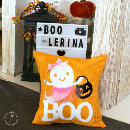 How To Make An Adorable Boo-lerina Halloween Pillow DIY by The How To Home