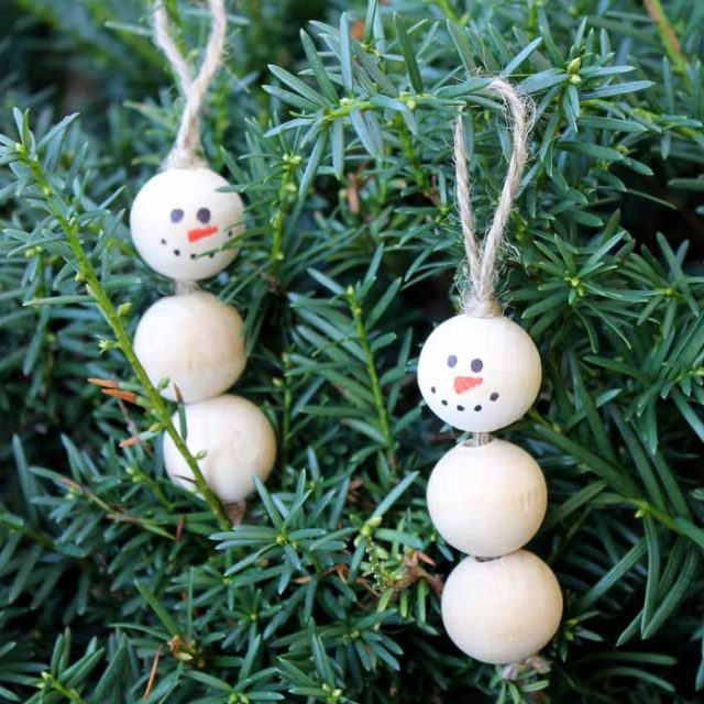 Country Christmas Ornaments: 20 DIY Ideas for You - Angie Holden The ...