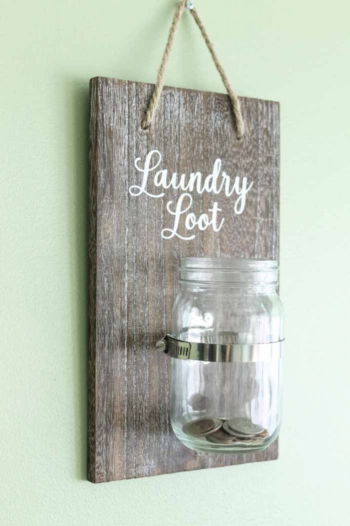 DIY Laundry Room Change Jar | The Country Chic Cottage