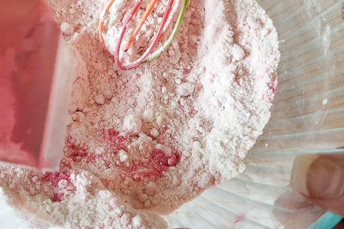 How to Make Bath Bombs in Any Shape - Angie Holden The Country Chic Cottage