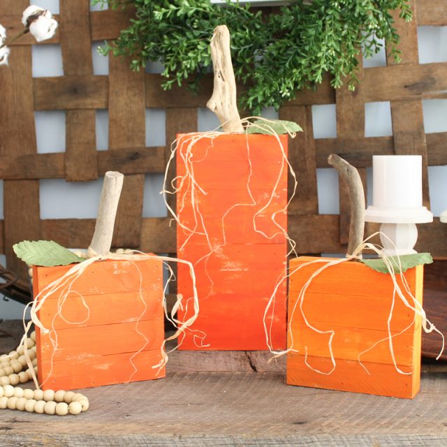 DIY Wooden Pallet Pumpkins in Minutes (No Tools Needed)! - Angie Holden ...