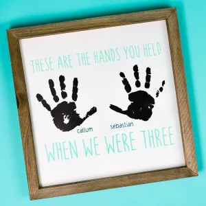 Handprint Craft with the Cricut by Hey Let's Make Stuff