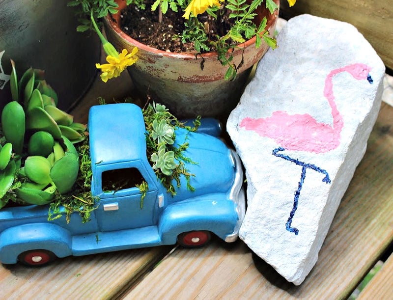 Rock Painting Ideas: Over 35 Adorable Crafts - Angie Holden The