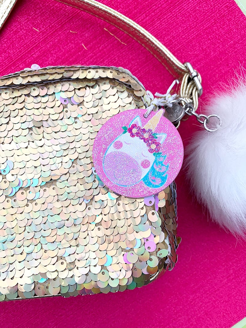 glitter DIY unicorn tag