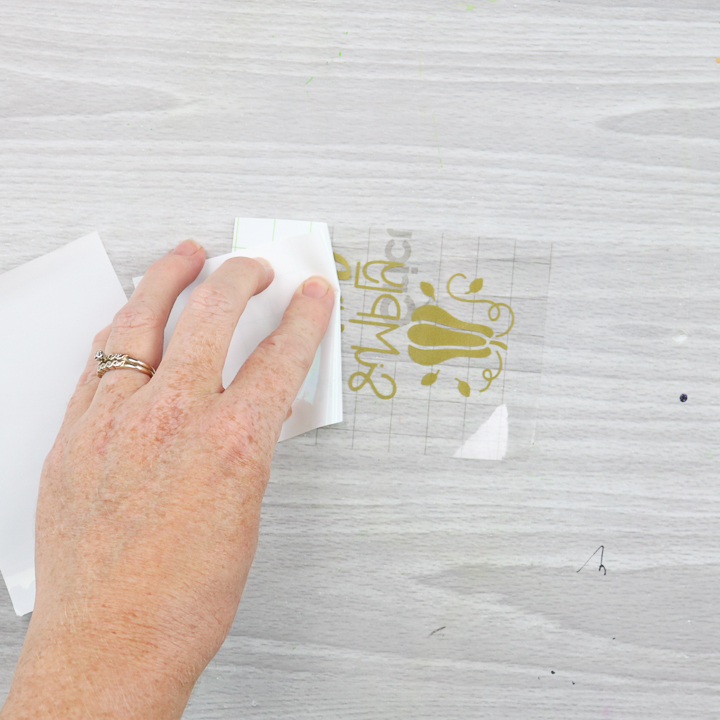 How to tell Strong grip transfer tape from Standard grip transfer tape. 