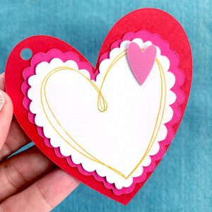 Easy Valentine's Day Banner with Your Cricut - Angie Holden The Country ...