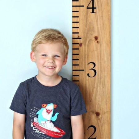 DIY Ruler Growth Chart by Kara Creates