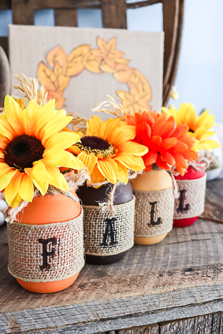 23 Fall Mason Jar Crafts - Autumn DIY Ideas with Mason Jars