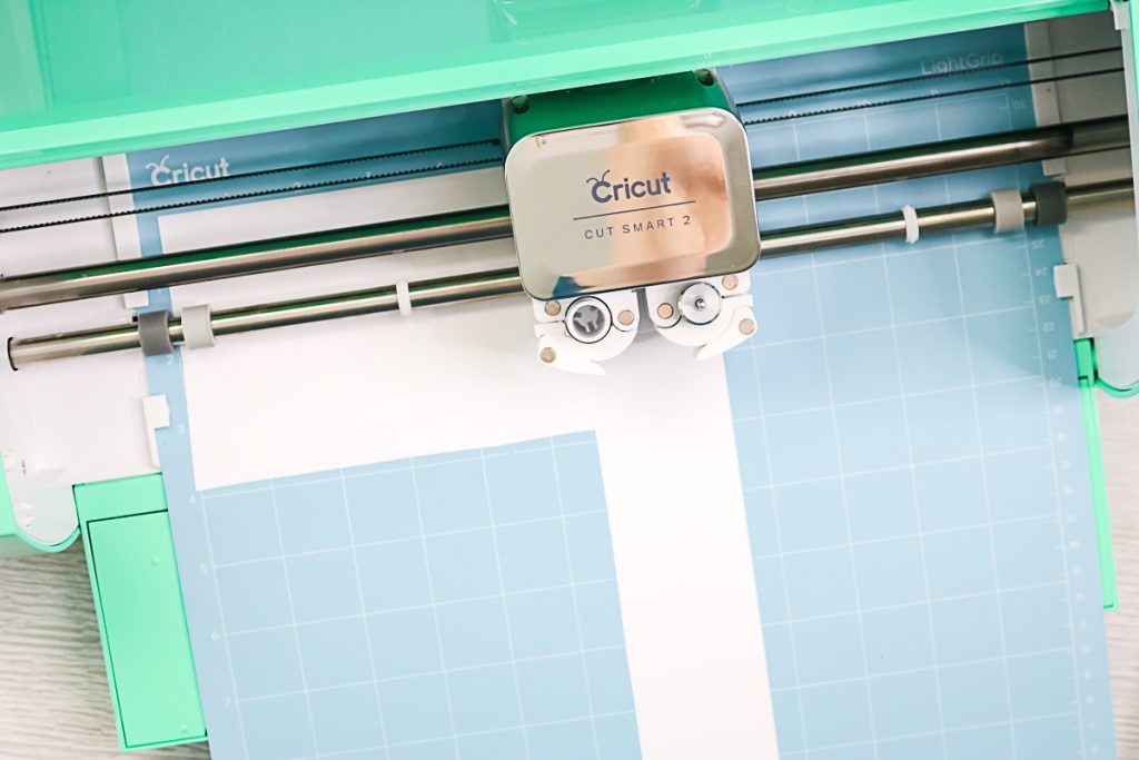 Cricut Waterproof Labels: 3 Ways to Make Them - Angie Holden The ...