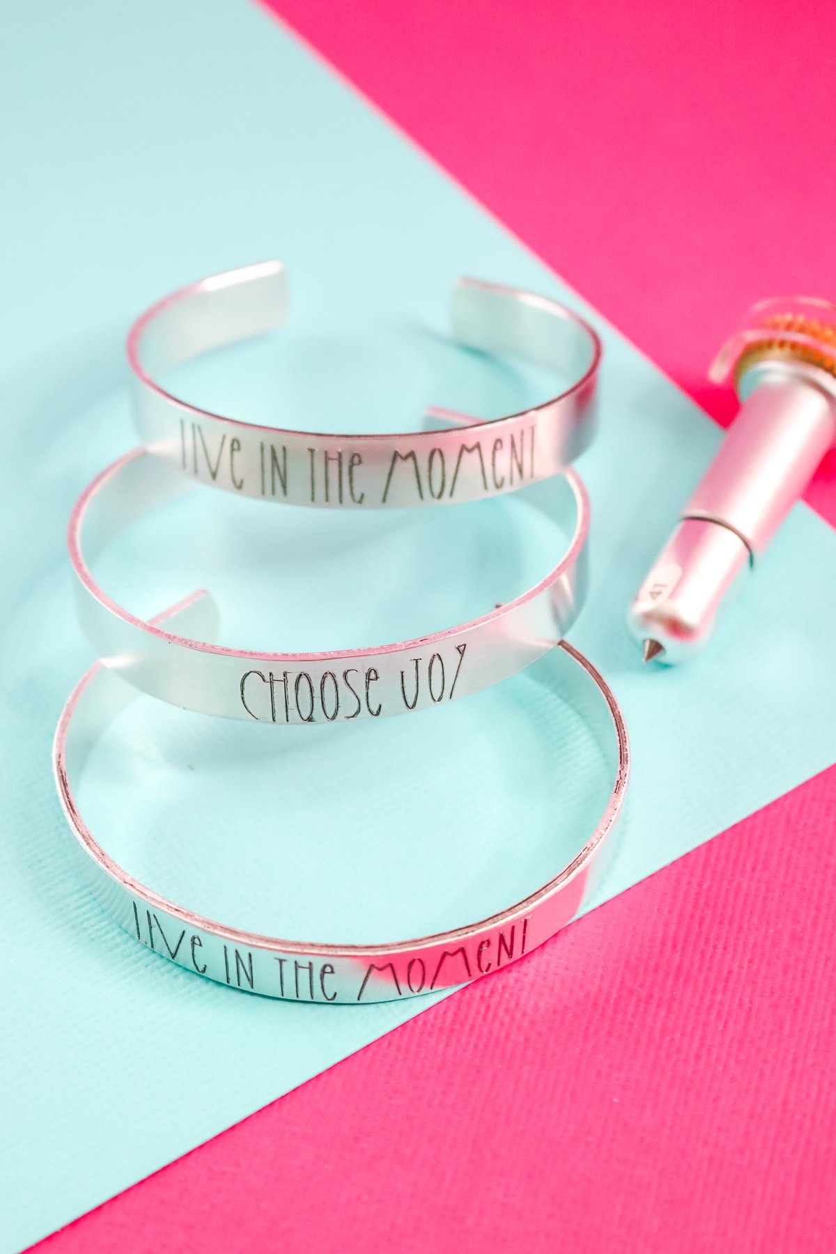 Here's how to engrave with your Cricut maker! Make sure you have