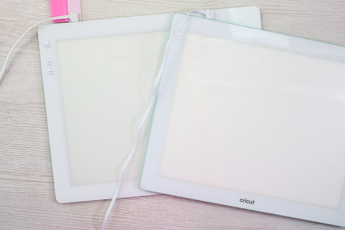 BrightPad and Light Pad Comparison: Which is best? 