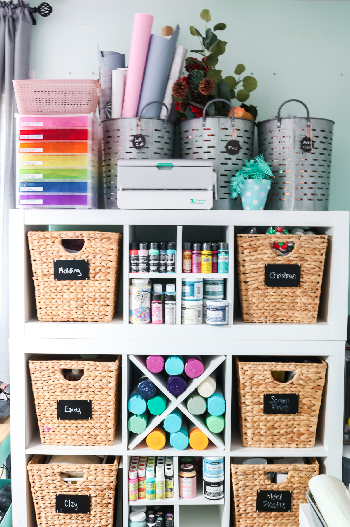 Cricut Bag & Totes: Your Craft Room Organization At Home & On The Go -  Tastefully Frugal