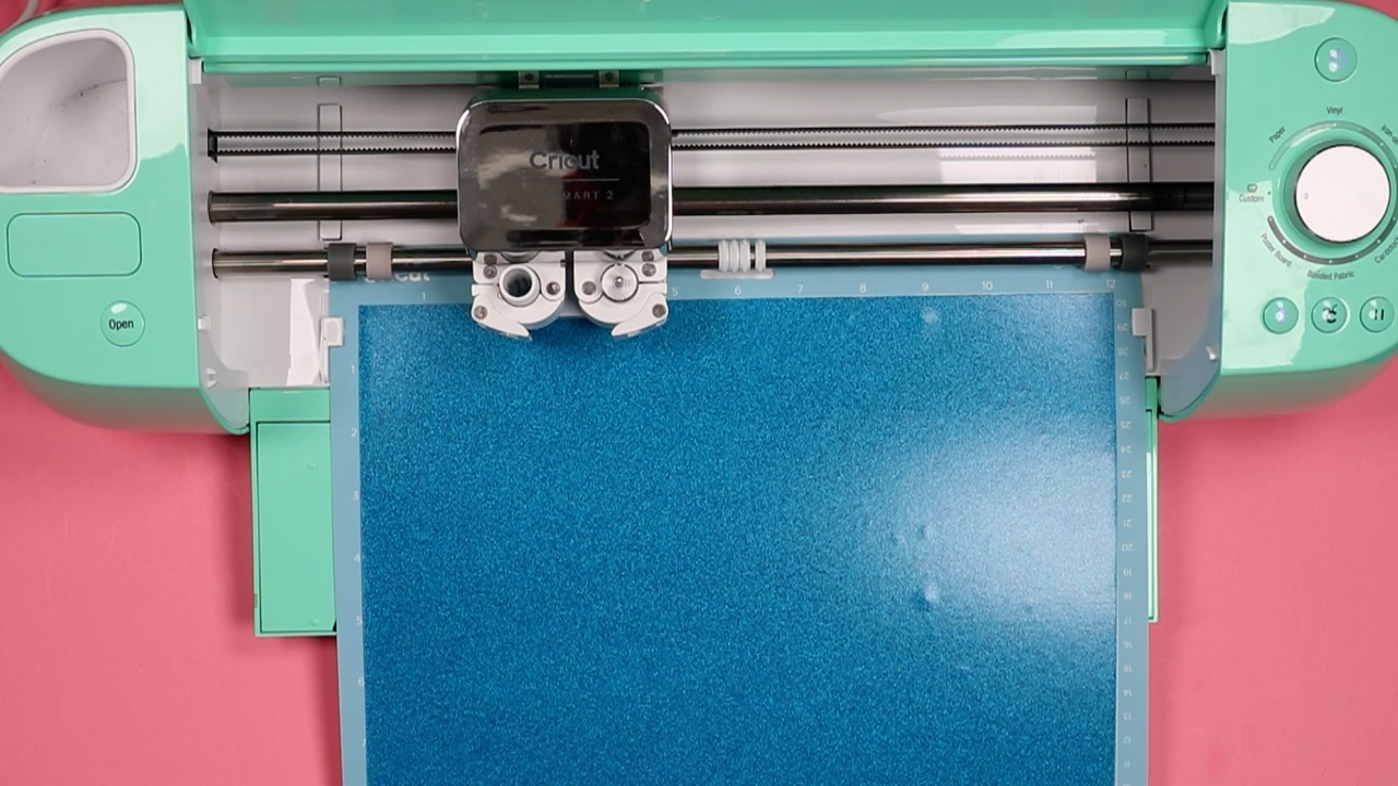 cricut machine cutting