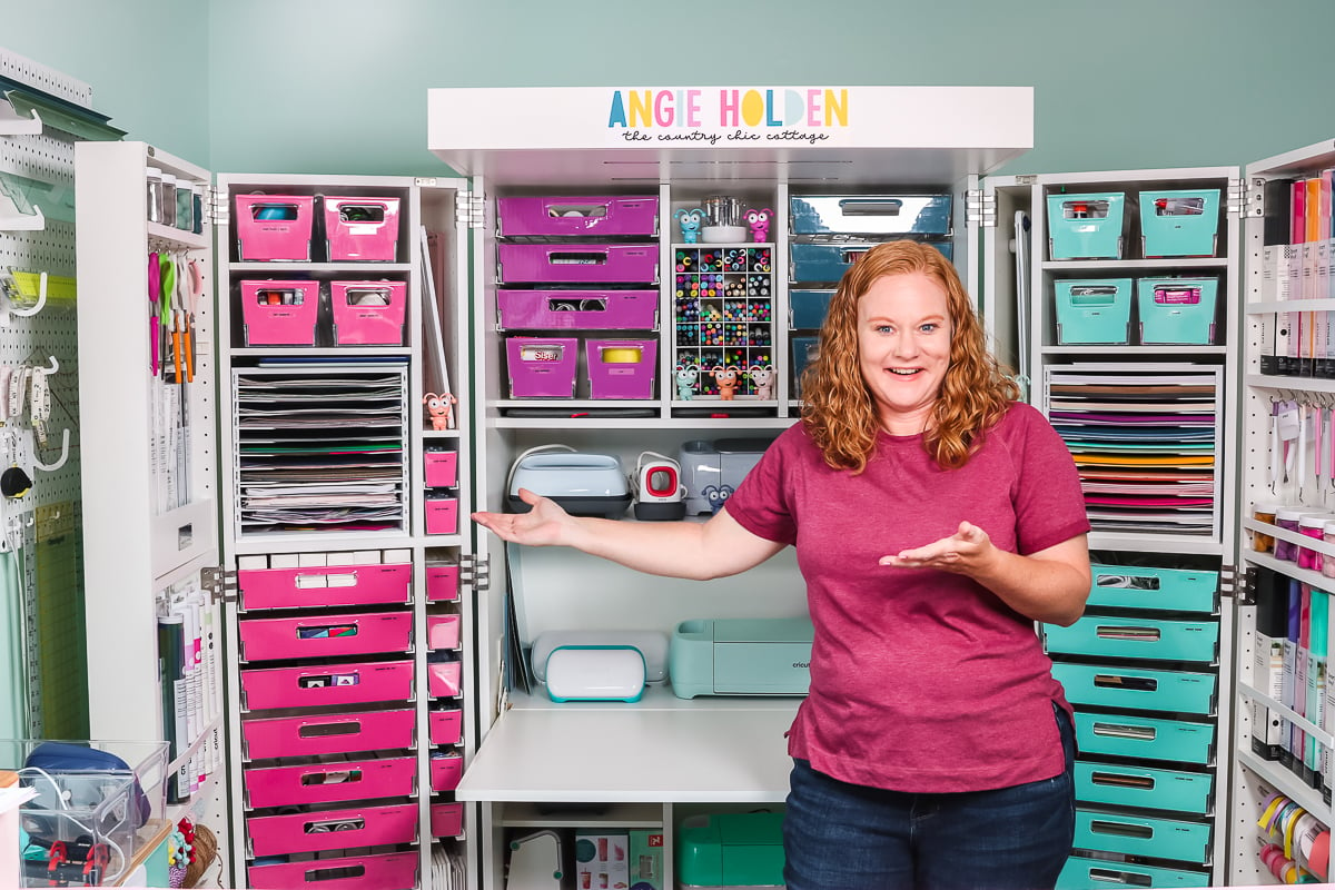 Dreambox Storage Craft Room Makeover - Decorating & Organizating Tips